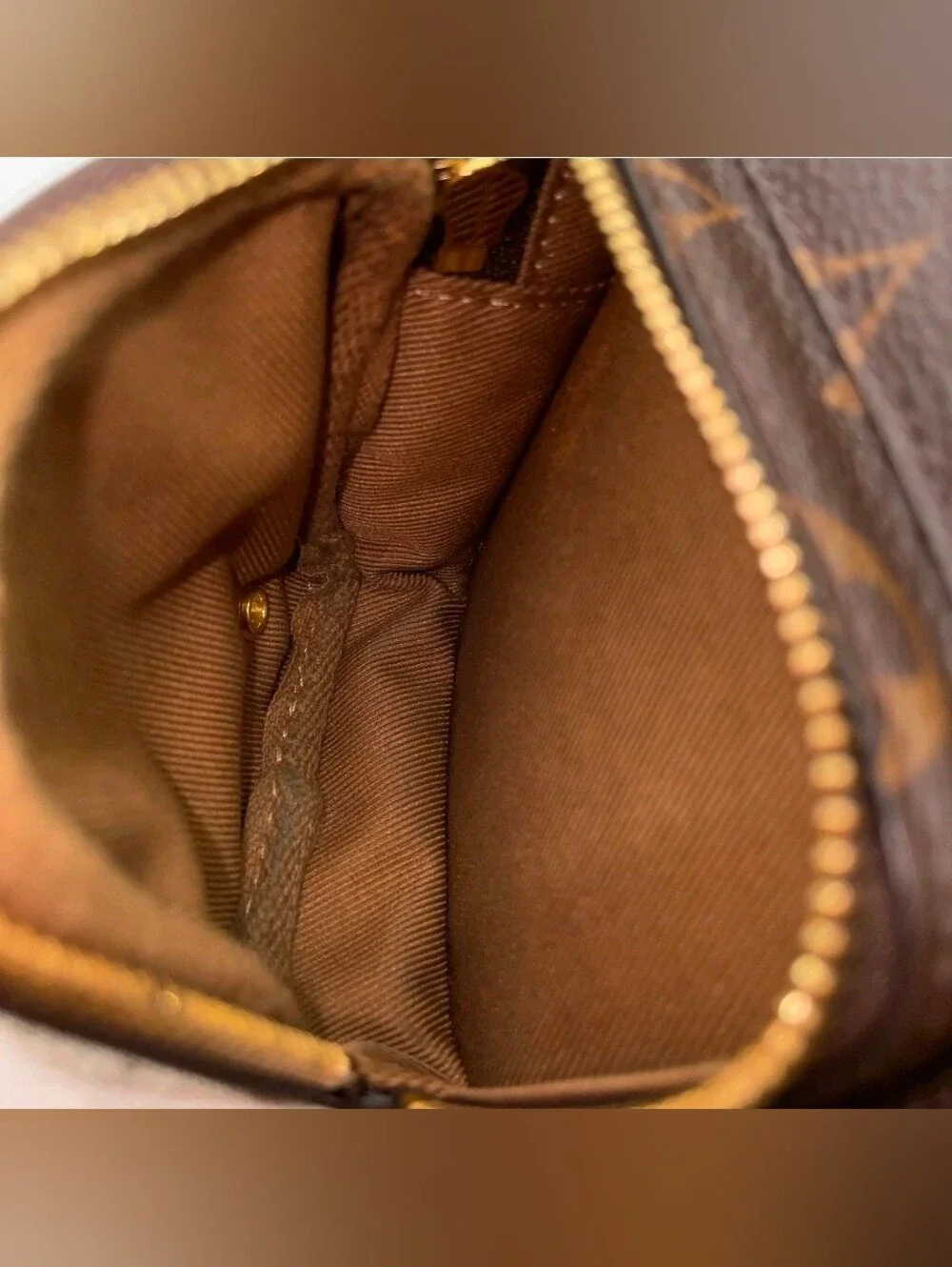 Louis vuitton Monogram Utility Crossbody M80446 W/Box/Dustbag/Strap/Coin pouch